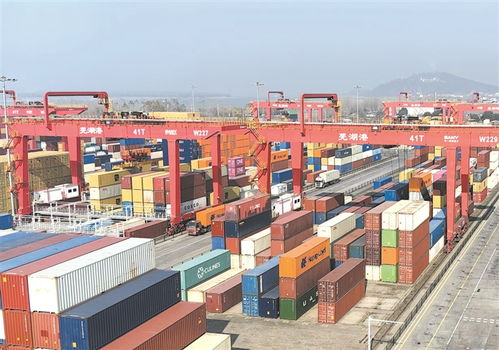 英科醫(yī)療假期不打烊，集裝箱出海搶單忙